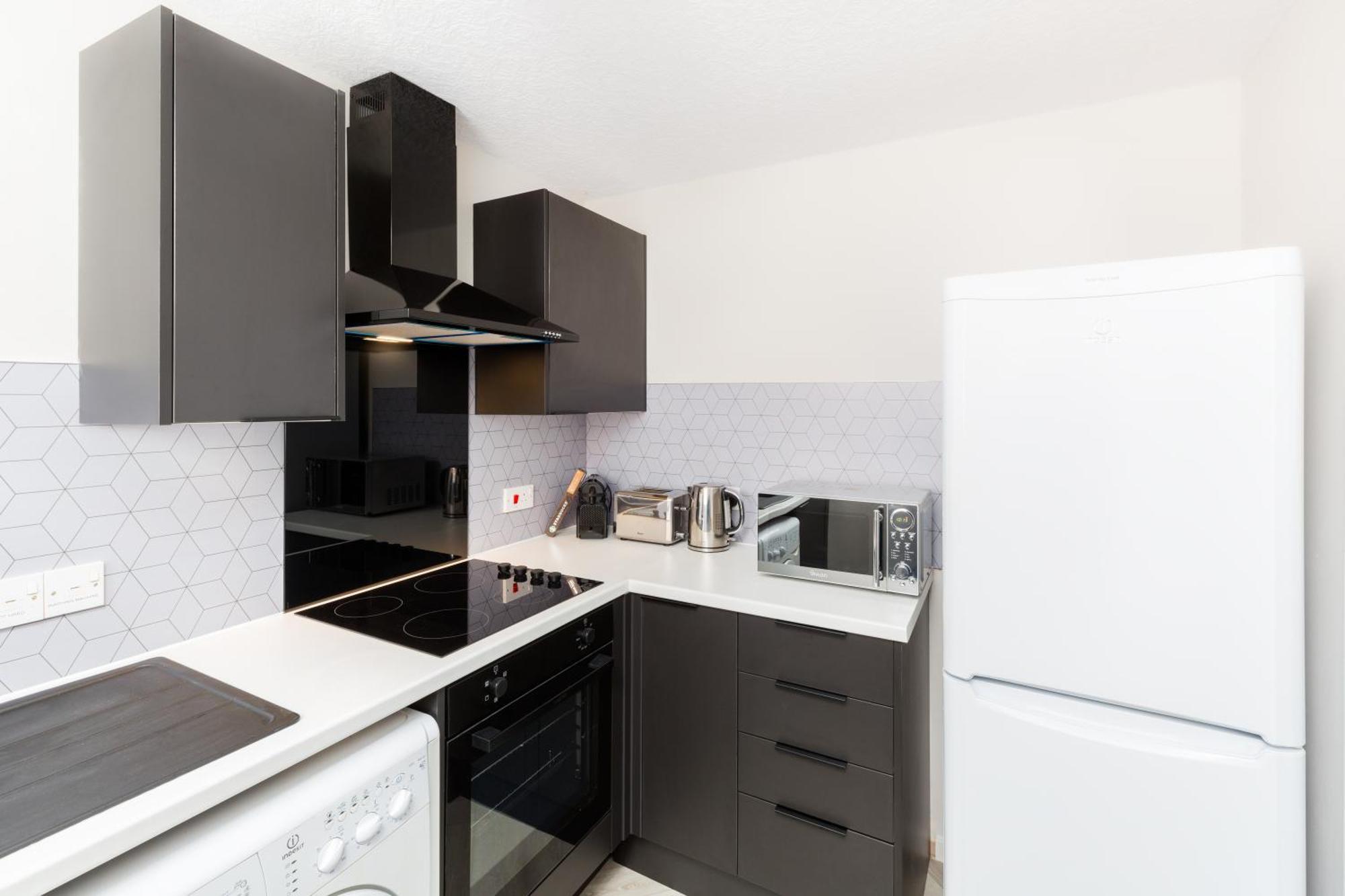 Modern 2-Bedroom Apartments With Free Parking In Leamington Spa Εξωτερικό φωτογραφία
