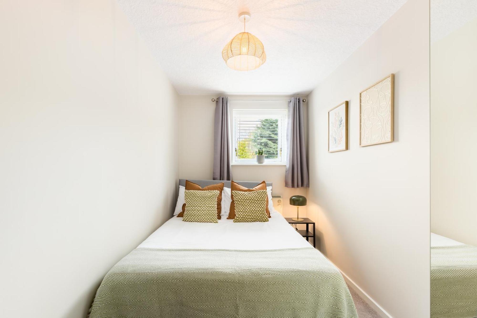 Modern 2-Bedroom Apartments With Free Parking In Leamington Spa Εξωτερικό φωτογραφία