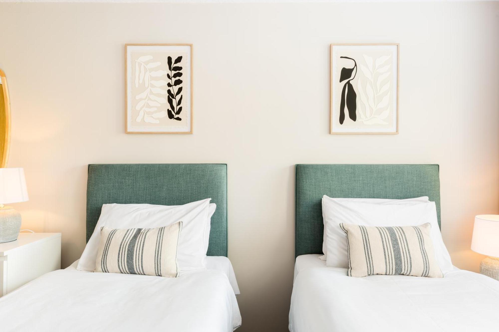 Modern 2-Bedroom Apartments With Free Parking In Leamington Spa Εξωτερικό φωτογραφία